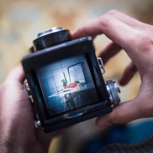An 50's camera that takes digital photos